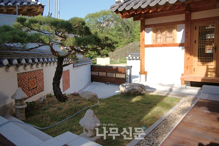 내부공간 기능 수용을 위한 마당 3