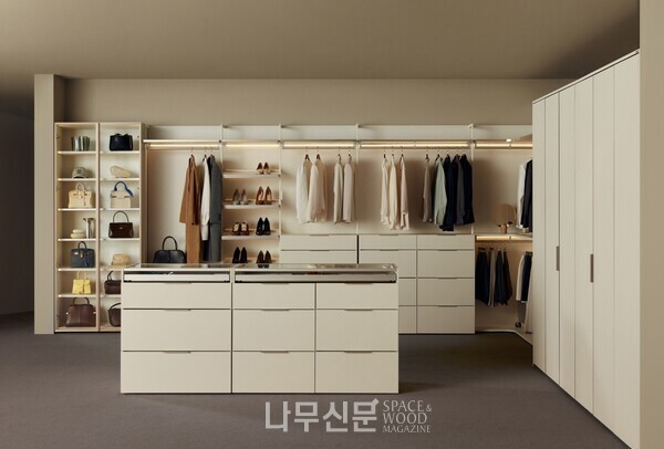 한샘, '시그니처 드레스룸' 출시..."나만의 하이엔드 디자인 쇼룸" - 뉴스 썸네일 이미지